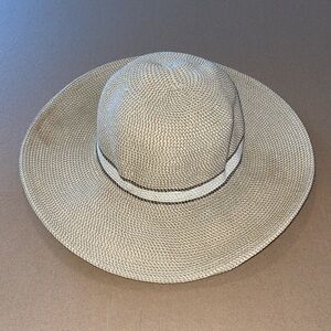 🍀5/$25🍀 Vintage Solar Escape Wide Brim Straw Hat Adjustable Chin Tie Travel Su